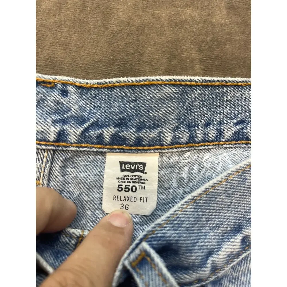 Vintage Levis 550 Shorts Size 36w‎ Mens Blue Relaxed Fit Black Bat Wing. 36